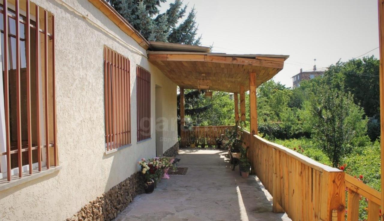 Armen's B&B Sevan Buitenkant foto