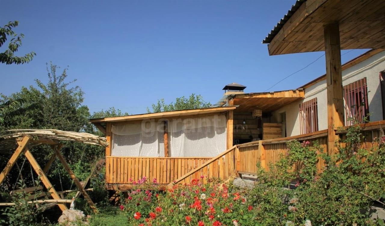 Armen's B&B Sevan Buitenkant foto